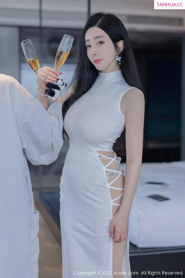 允薾  [XiuRen]高清写真图 2022.04.12 No.4855 允薾第8张图片